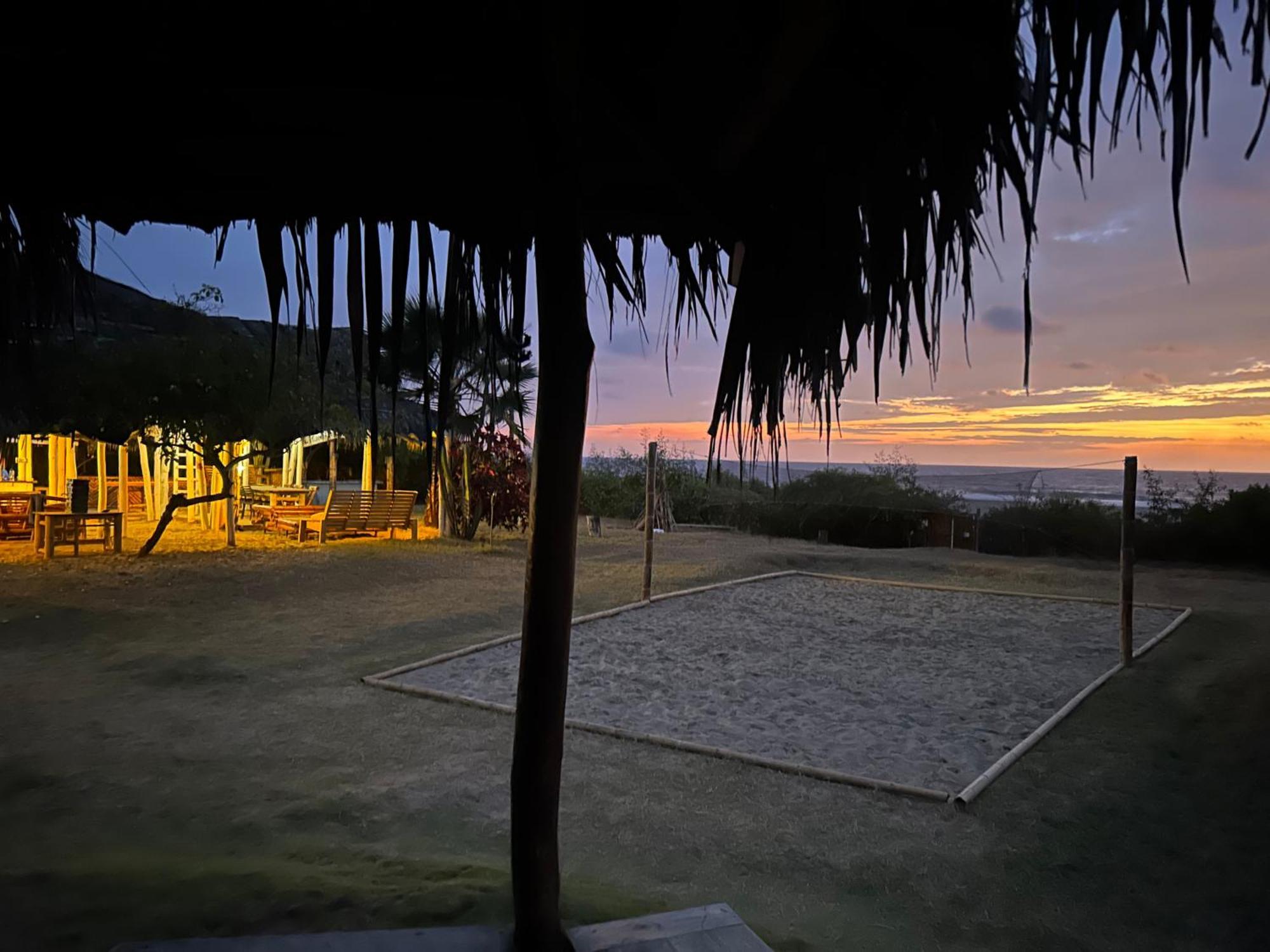 Kamala Surf & Backpacker Hostel Montañita Exterior foto